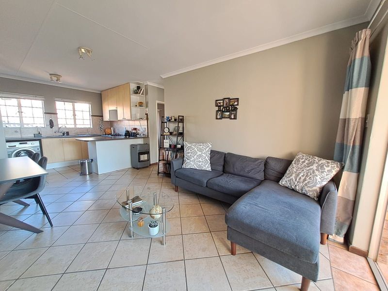 Apartment For Sale in Boardwalk Villas - Photo 4