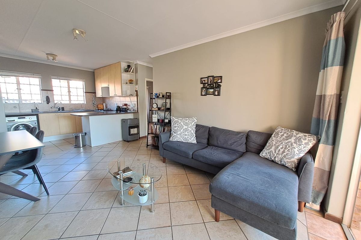 Apartment For Sale in Boardwalk Villas - Photo 4