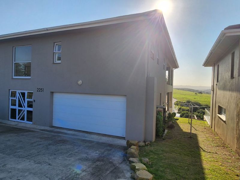 House For Sale in Cintsa West - Photo 2