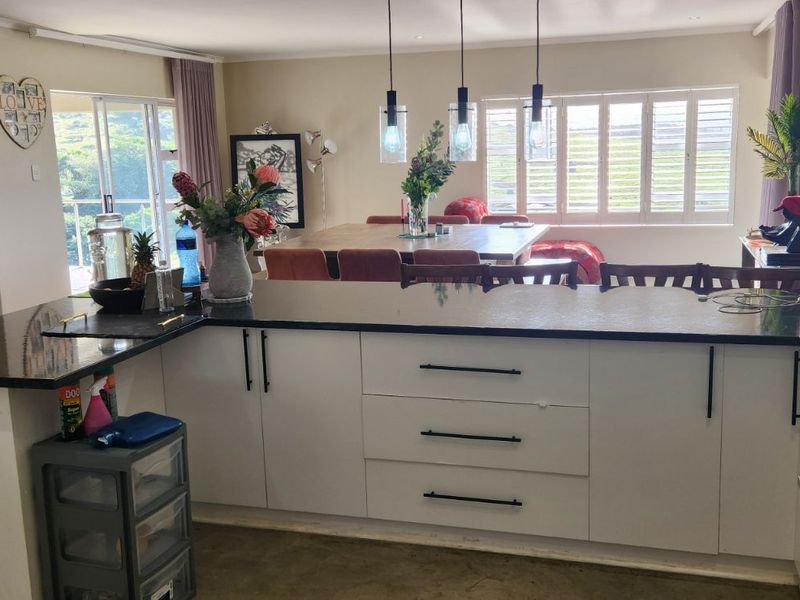 House For Sale in Cintsa West - Photo 10