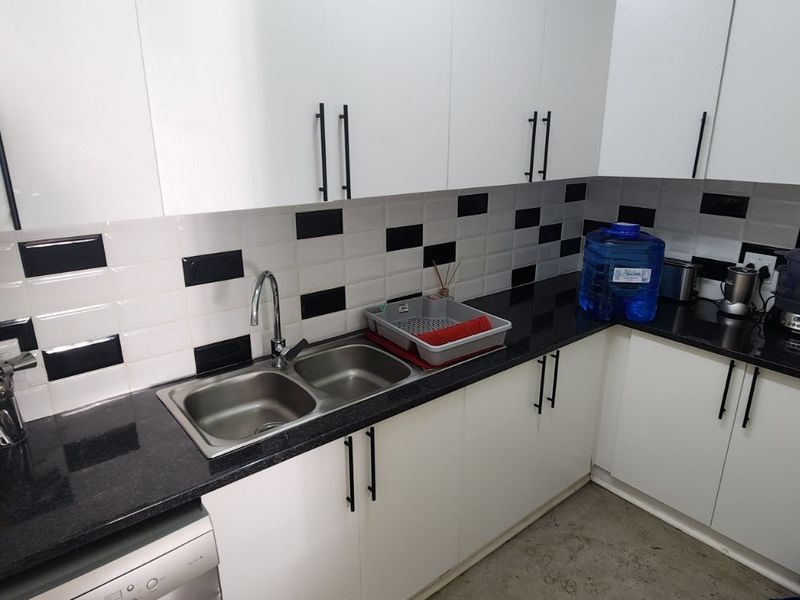 House For Sale in Cintsa West - Photo 9