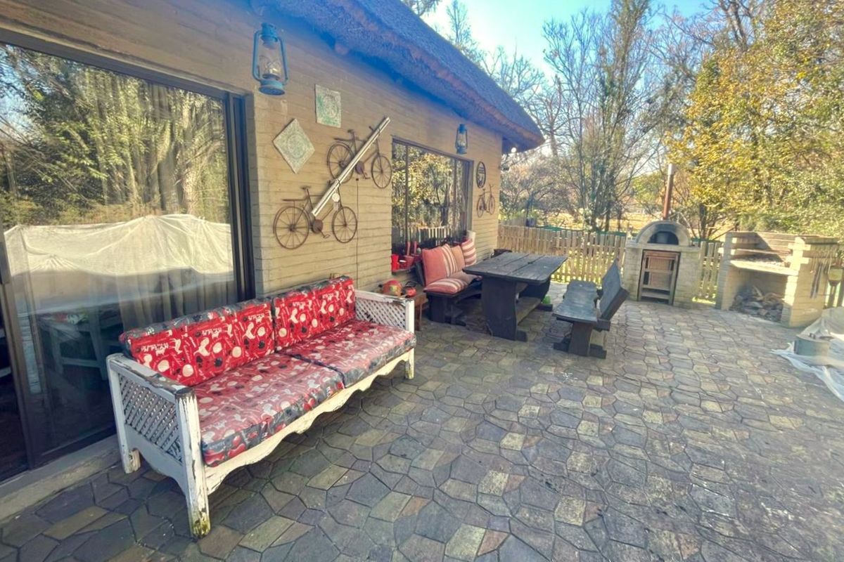 House For Sale in Glenferness - Photo 2