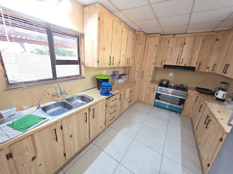 House For Sale in Carters Glen - Photo 6