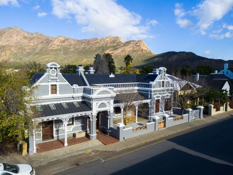 House For Sale in Montagu Central - Photo 2