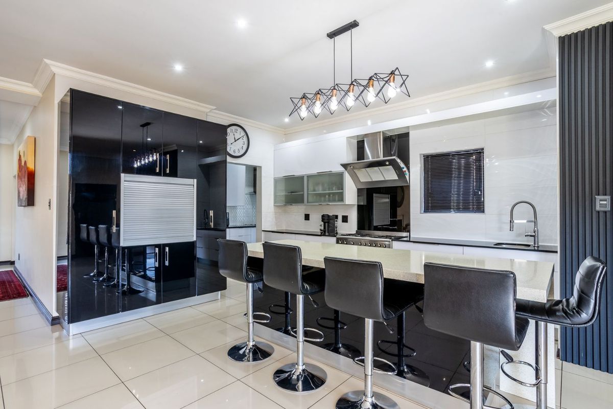House For Sale in The Hills Game Reserve Estate - Photo 3