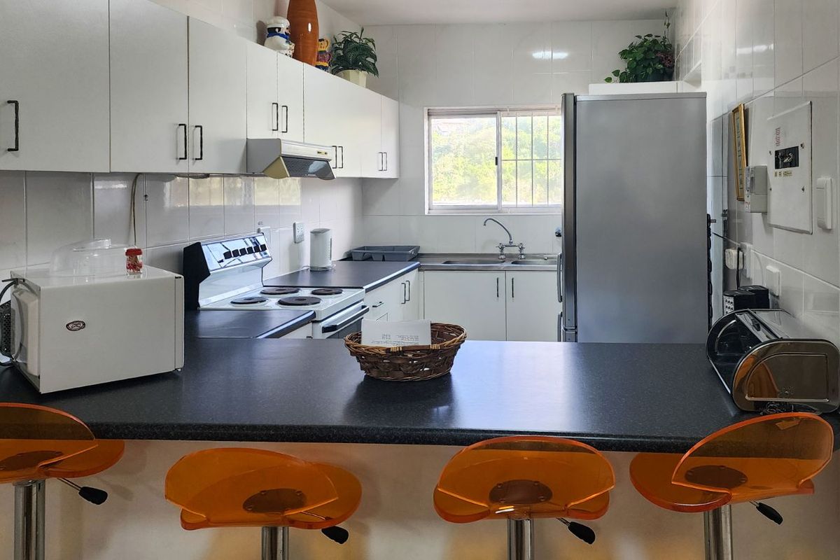 Apartment For Sale in Sheffield Beach - Photo 5