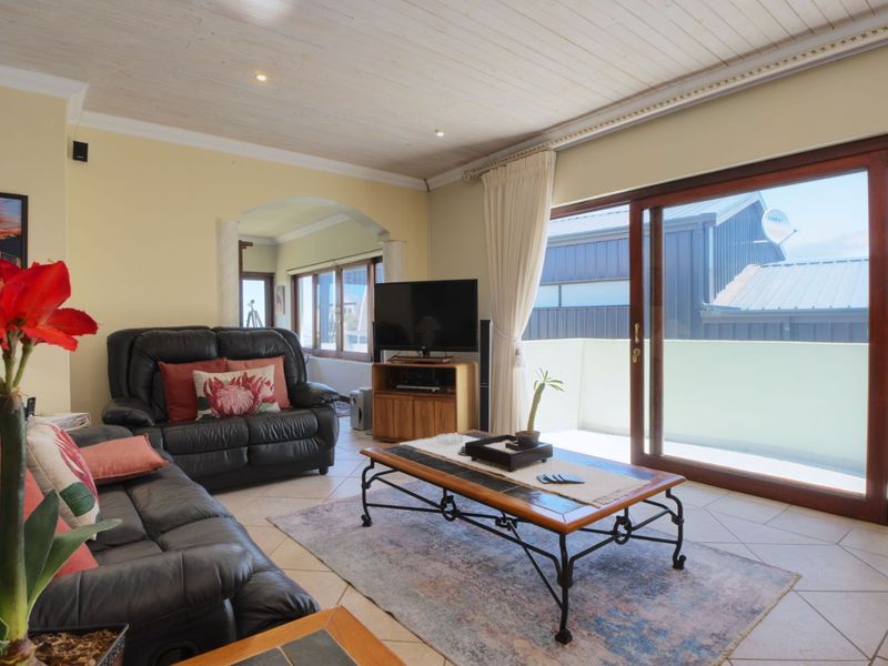 House For Sale in Cola Beach - Photo 9