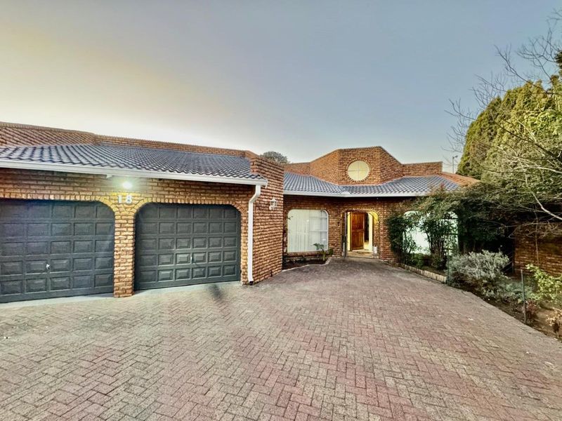 House For Sale in Secunda Central - Photo 2