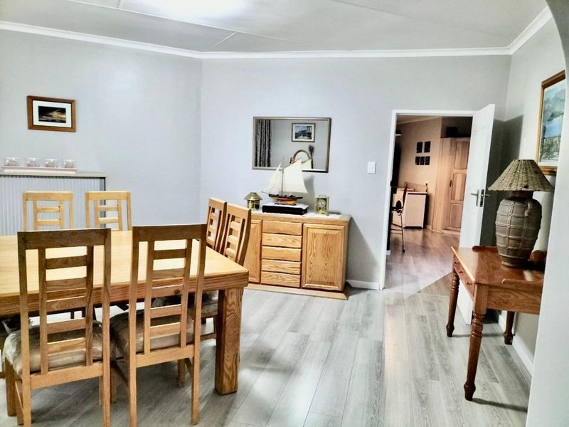 House For Sale in Secunda Central - Photo 5