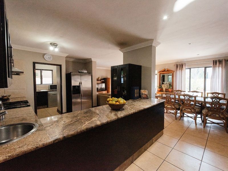 House For Sale in Silver Lakes - Photo 6