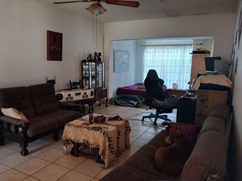 Townhouse For Sale in Bela Bela Central - Photo 6