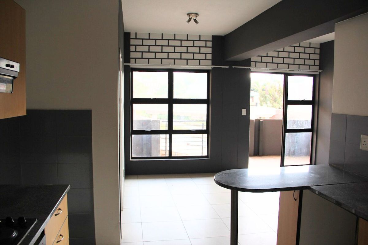 Apartment For Sale in Braamfontein Werf - Photo 4