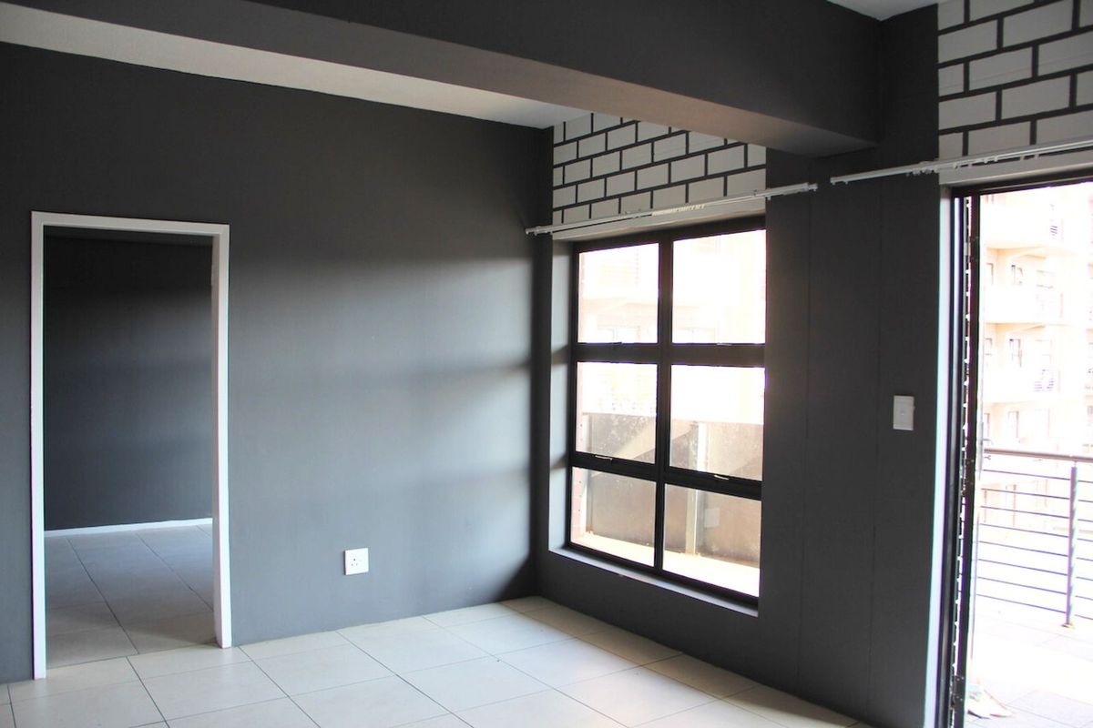 Apartment For Sale in Braamfontein Werf - Photo 5