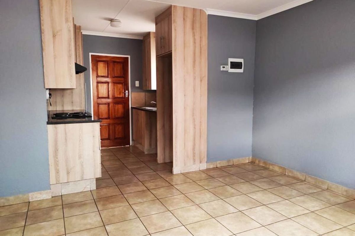 House For Sale in Albertsdal - Photo 3