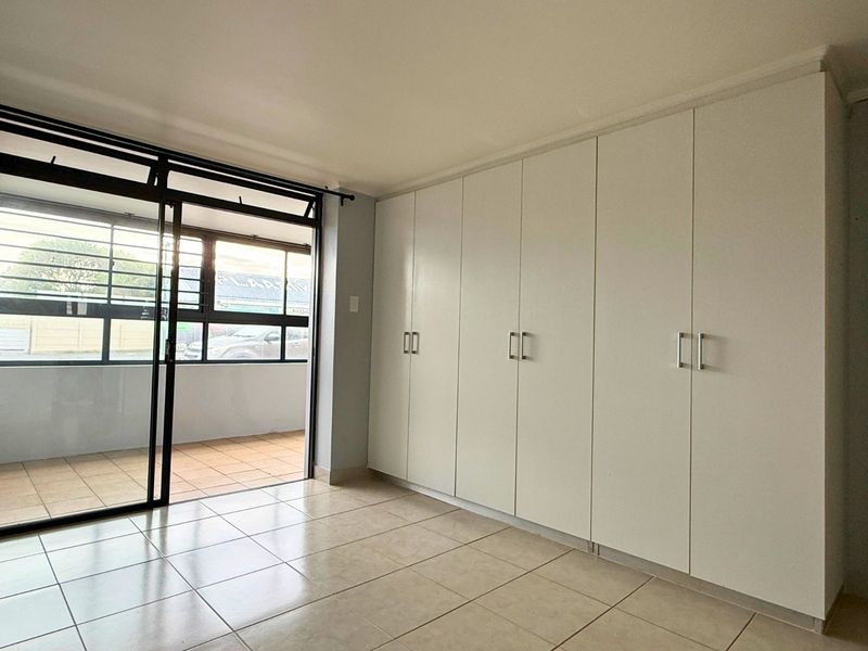 Apartment For Sale in Gansbaai Central - Photo 7