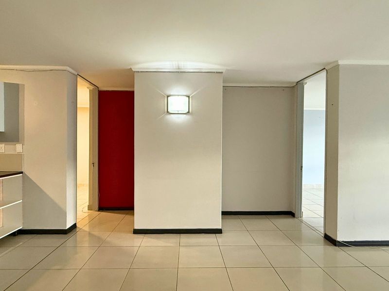 Apartment For Sale in Gansbaai Central - Photo 5