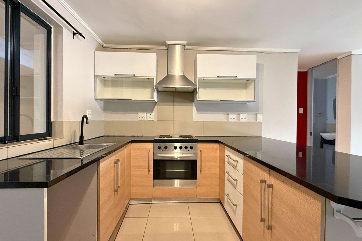 Apartment For Sale in Gansbaai Central - Photo 2