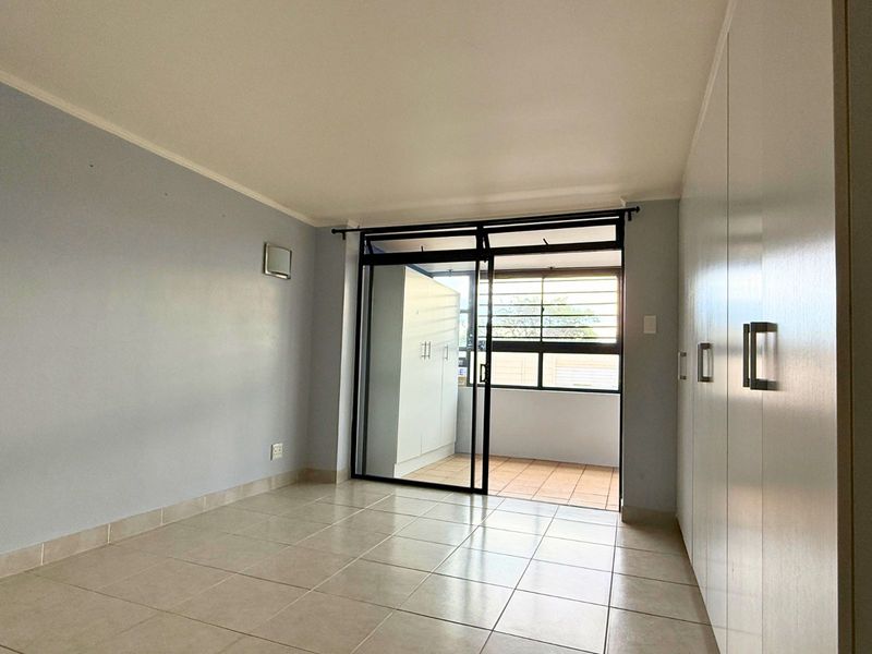 Apartment For Sale in Gansbaai Central - Photo 6