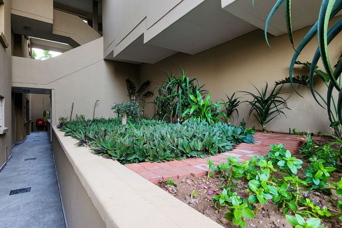 Apartment For Sale in Shakas Rock - Photo 2