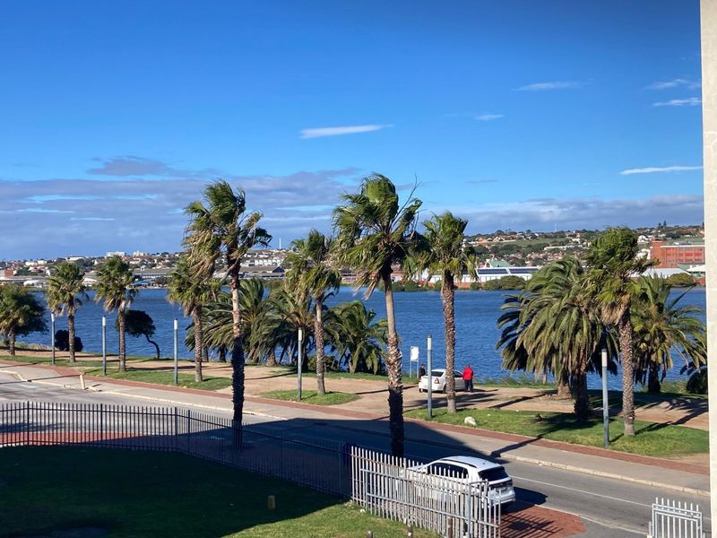 Apartment For Sale in North End - Photo 3