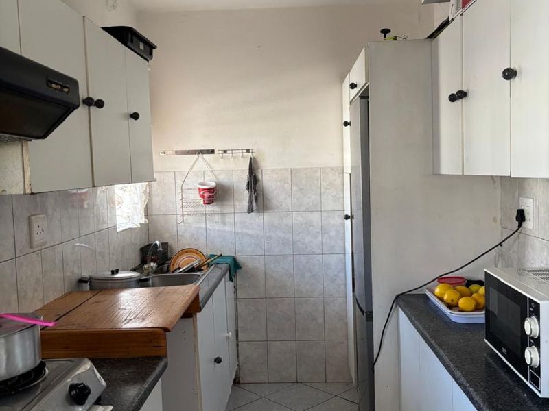 Apartment For Sale in North End - Photo 8