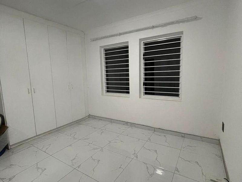 Apartment For Sale in Sunninghill - Photo 2