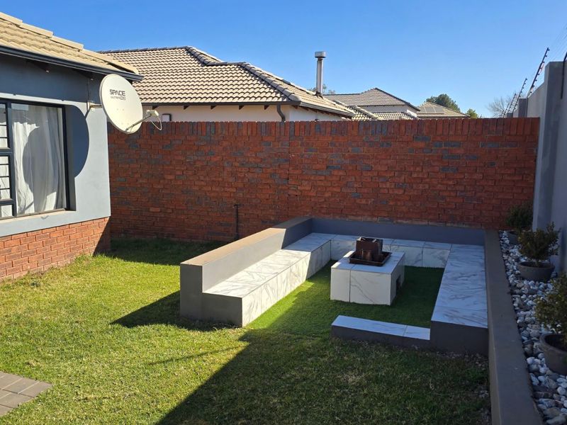 House For Sale in Kempton Park Ext 1 - Photo 4