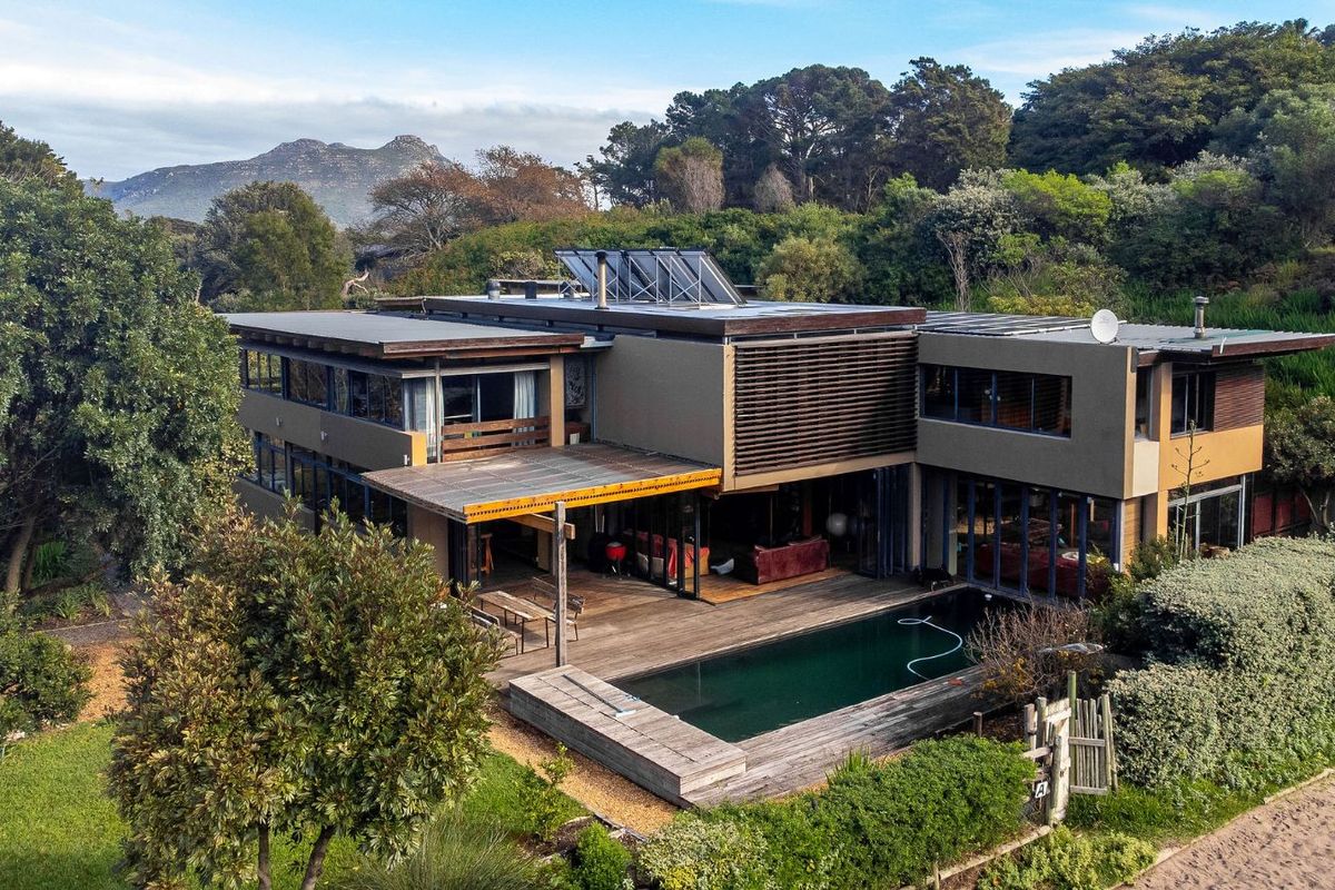 House For Sale in Longkloof - Photo 4