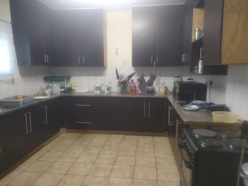 Apartment For Sale in Empangeni Central - Photo 2