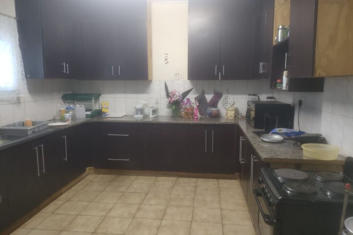 Apartment For Sale in Empangeni Central - Photo 2