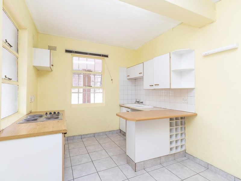 Apartment For Sale in Albertville - Photo 3