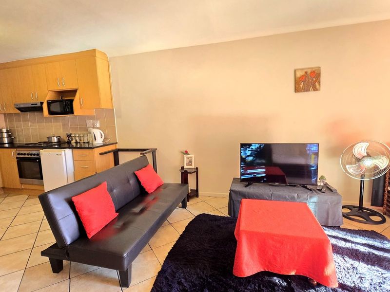 Apartment For Sale in Whispering Pines - Photo 9