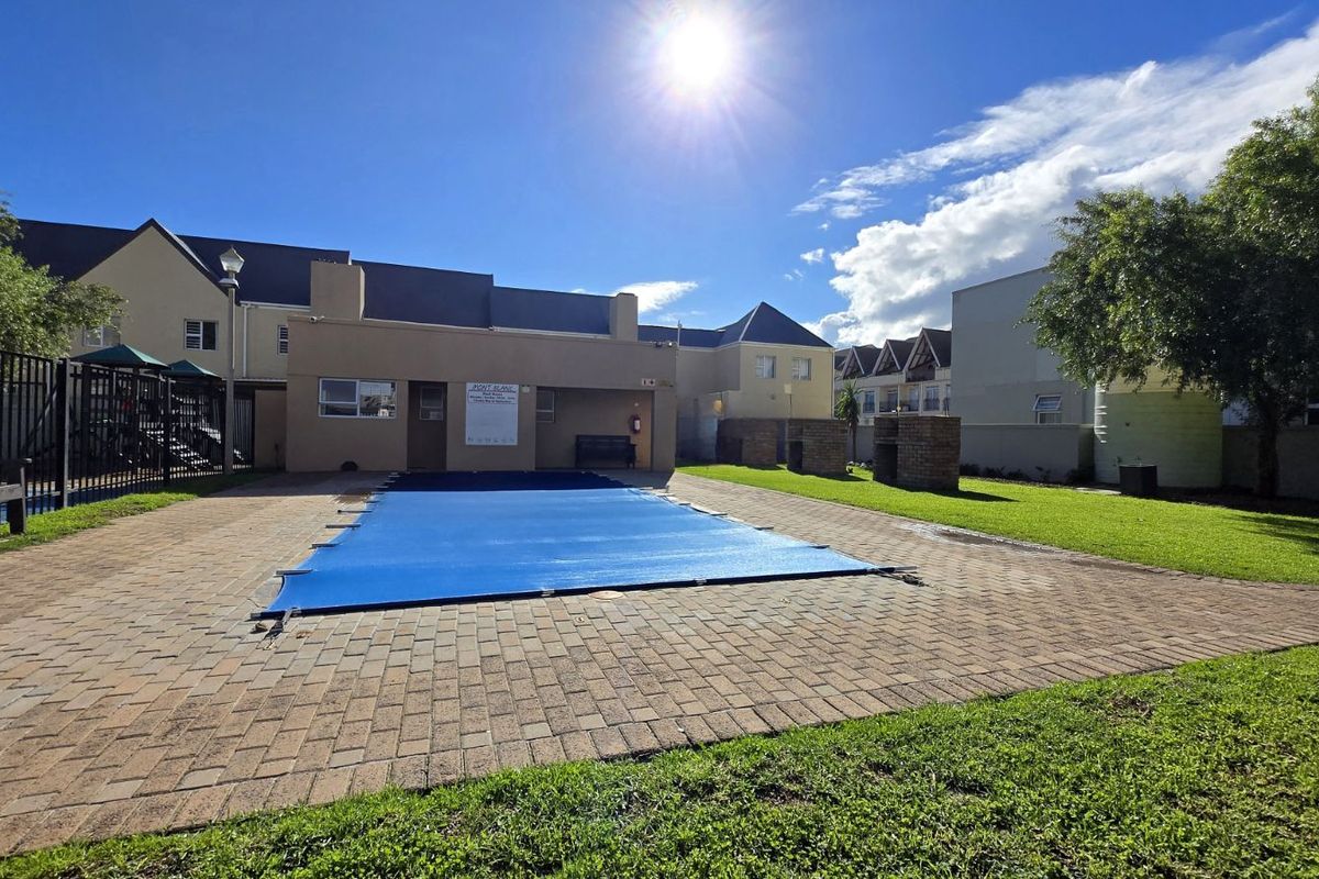 Apartment For Sale in Whispering Pines - Photo 3