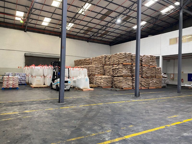 Industrial To Rent in Lansdowne - Photo 9