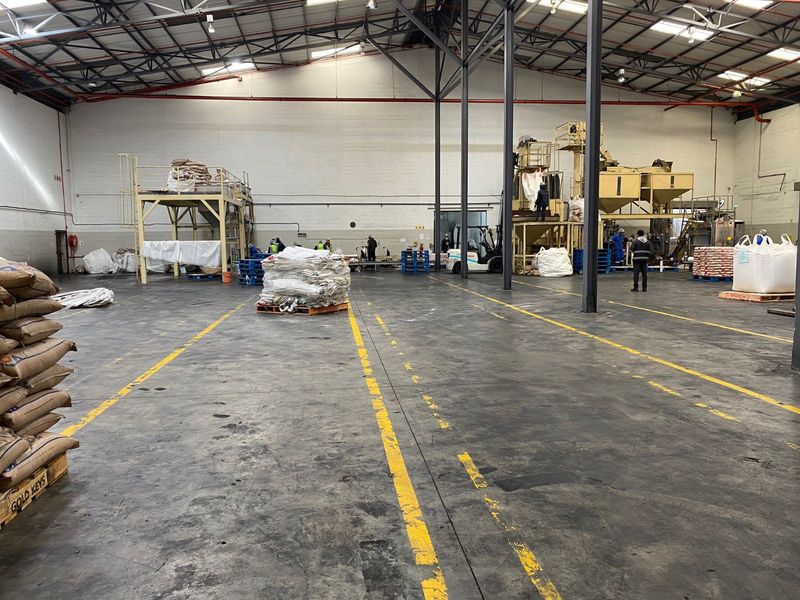 Industrial To Rent in Lansdowne - Photo 7