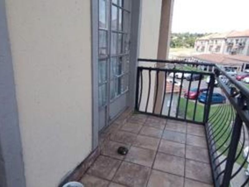 Apartment For Sale in Norkem Park - Photo 7