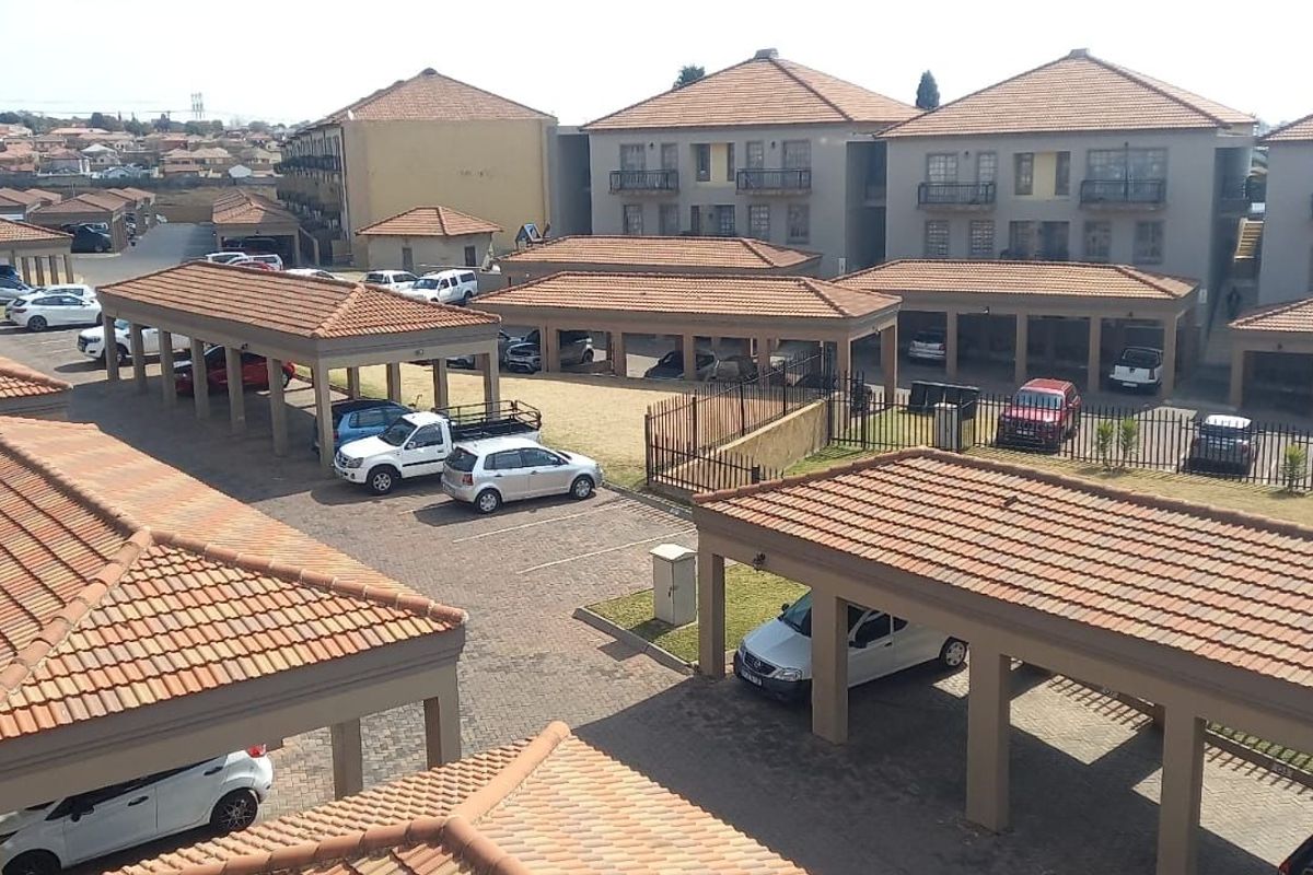 Apartment For Sale in Norkem Park - Photo 3