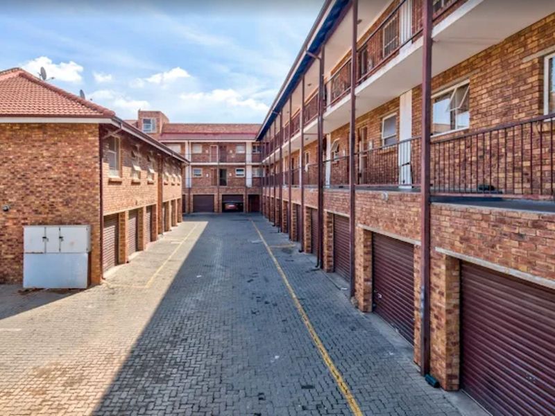 Apartment For Sale in Kempton Park Central - Photo 5