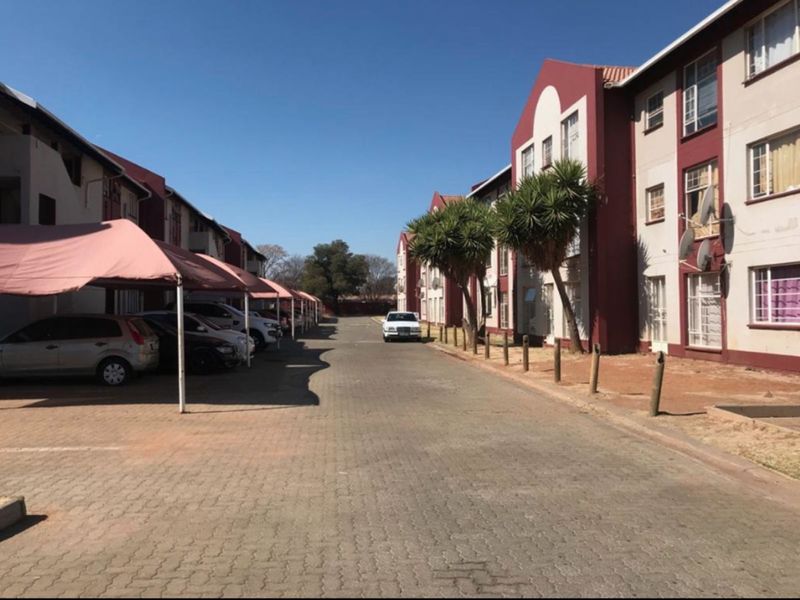 Apartment For Sale in Kempton Park Central - Photo 3