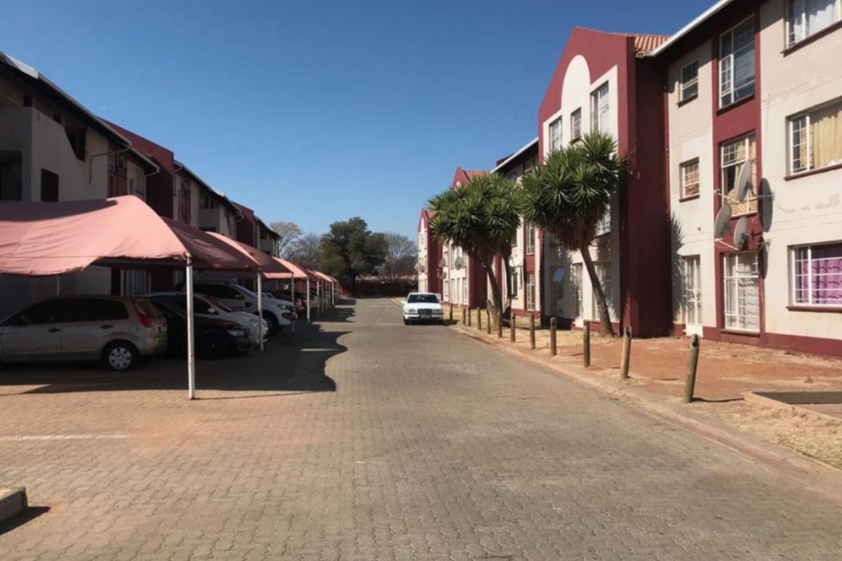 Apartment For Sale in Kempton Park Central - Photo 3