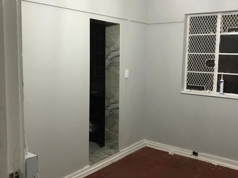 Apartment For Sale in Yeoville - Photo 8