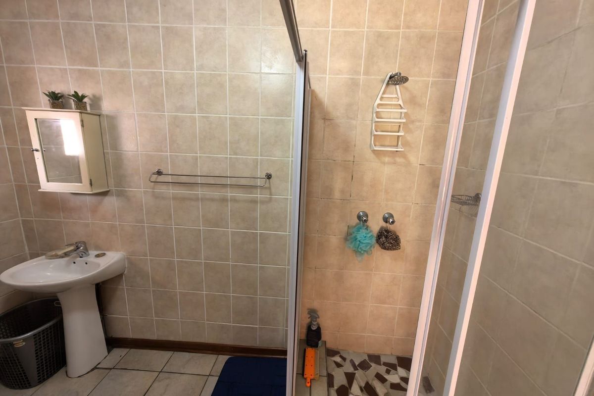 House For Sale in Cassandra - Photo 2