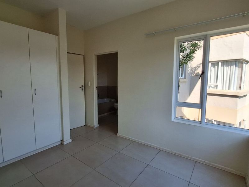 Apartment For Sale in Sheffield Manor - Photo 10