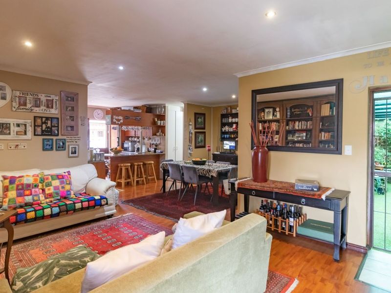 House For Sale in Gordons Bay Central - Photo 7