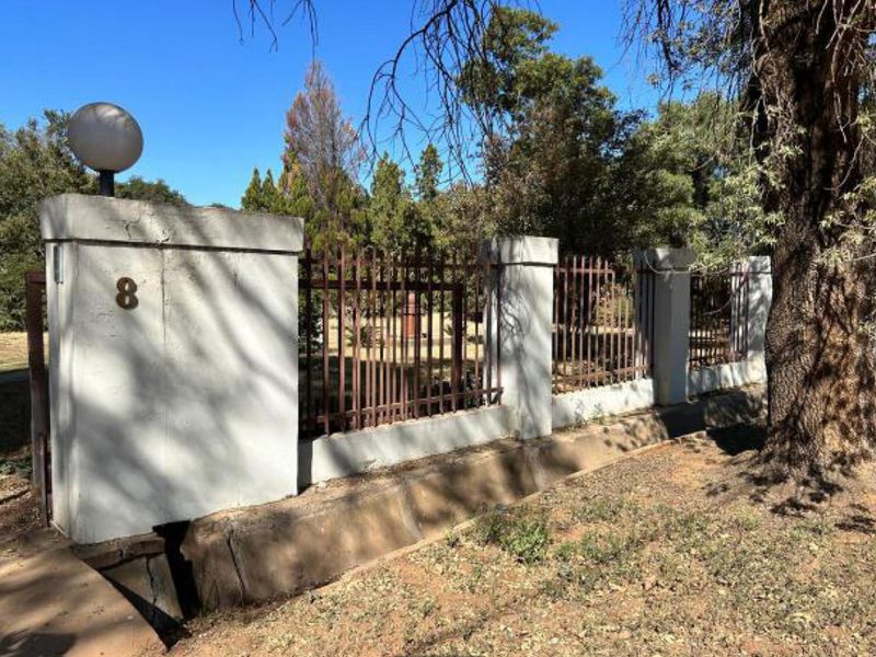 House For Sale in Christiana Central - Photo 2