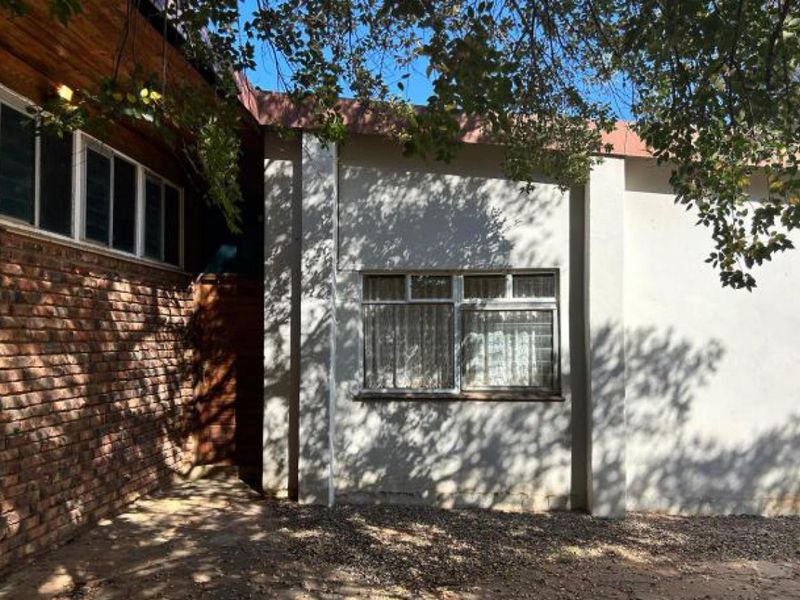 House For Sale in Christiana Central - Photo 4