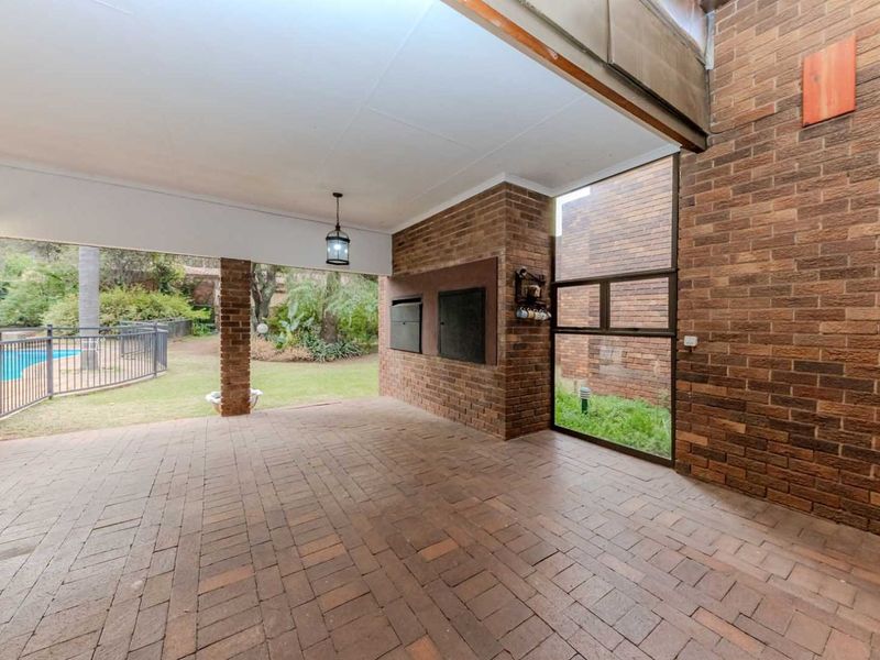 House For Sale in Kloofendal - Photo 5