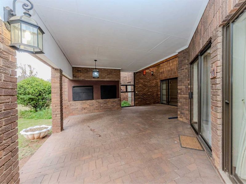 House For Sale in Kloofendal - Photo 4