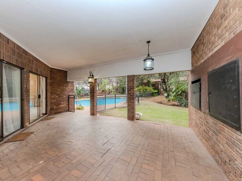 House For Sale in Kloofendal - Photo 6