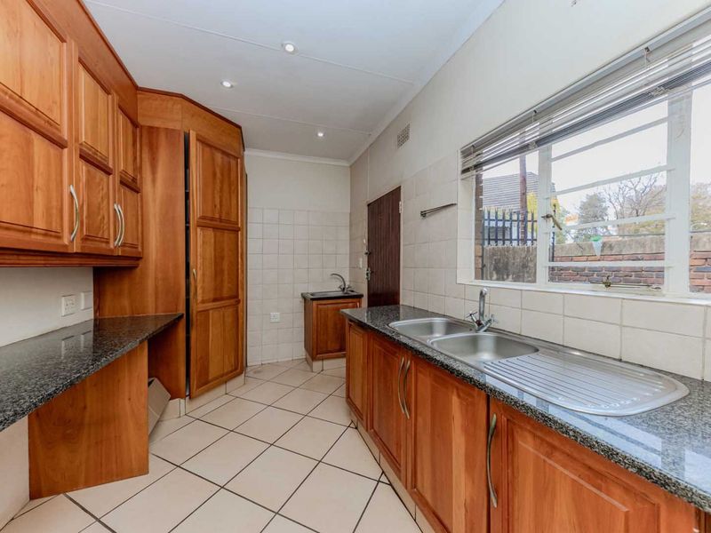 House For Sale in Kloofendal - Photo 10